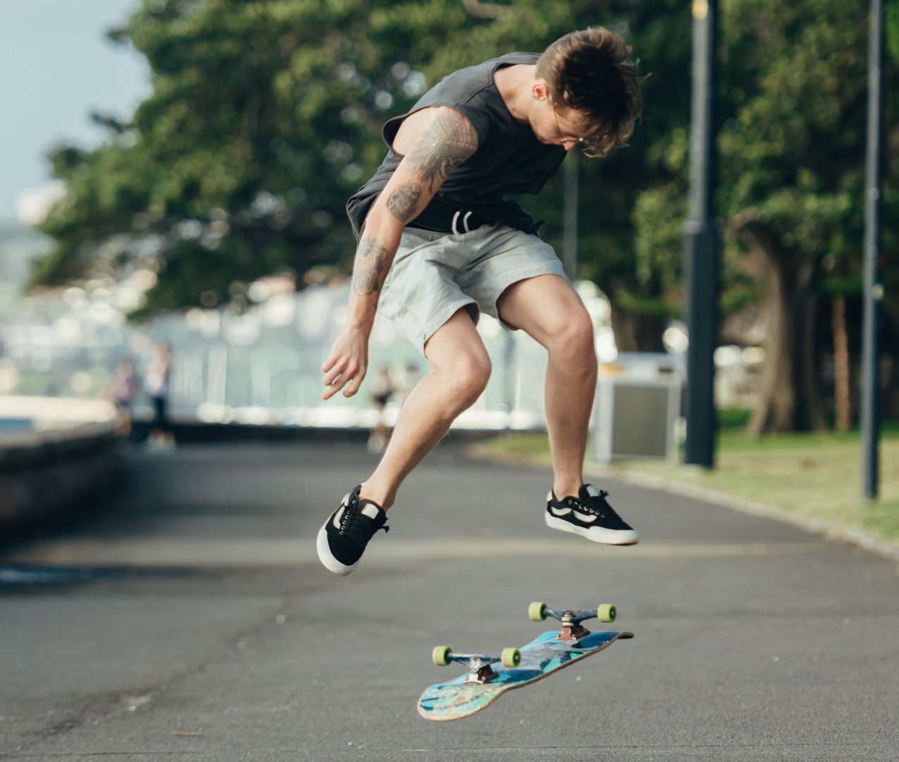 体育用品 - 专业品质